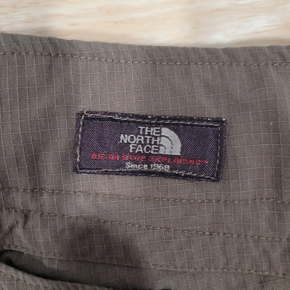 The North Face Capri‎ Pants Women's 12 Brown Cargo Hiking Drawstring